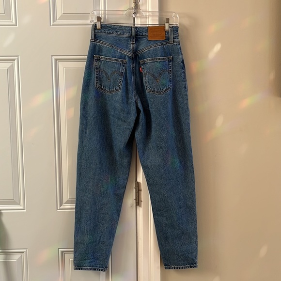 Levi’s High Loose Taper Jean 25W x 28L - Picture 4 of 11